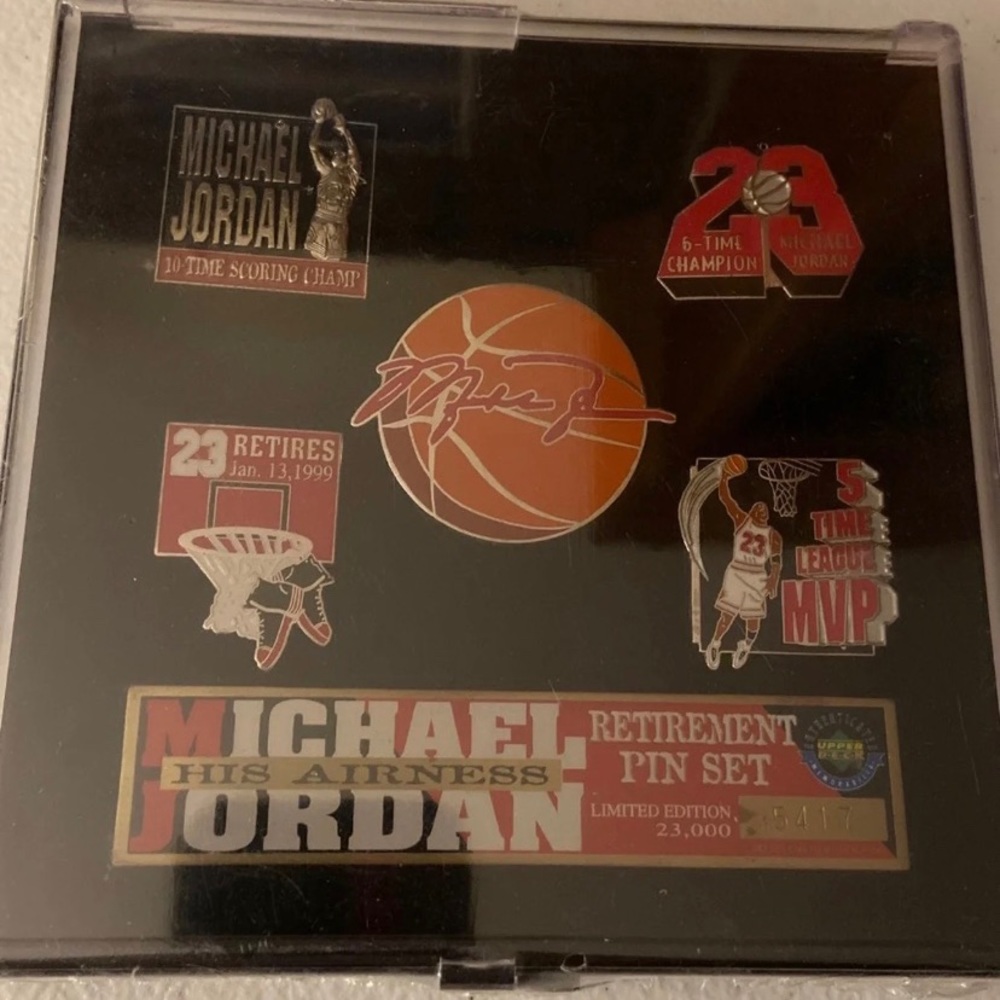 Michael Jordan retirement pin set